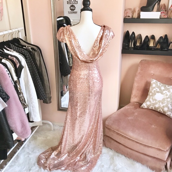 🙌🏼 Host Pick NWOT Rose Gold Sequined Dress Prom - Picture 2 of 4